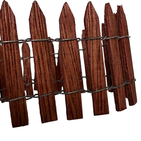 Christmas Village Fences Miniatures Picket Fences - Picture 4 of 9
